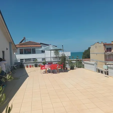 Πάρκο διακοπών Rokes Cozy Corner Golem (Tirana)